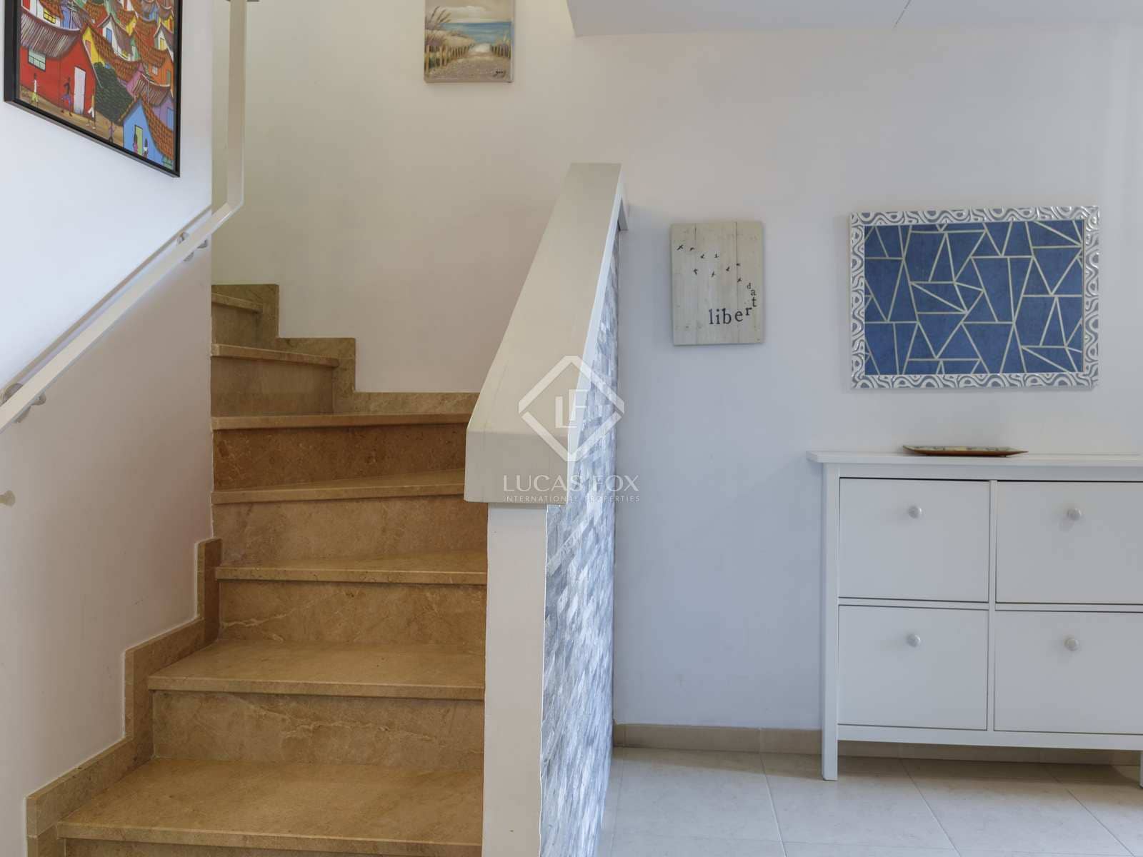 4 soveværelse Villa til leje i San Antonio de Benageber med swimmingpool garage - € 2.400 (Ref: 7932805)