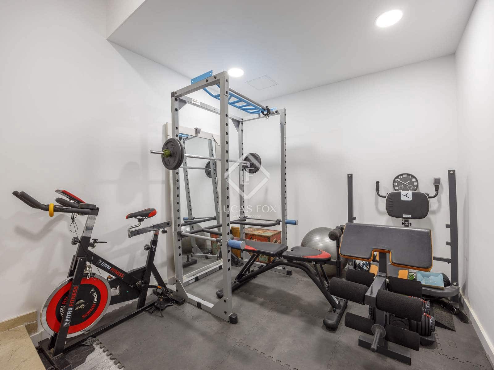 4 soveværelse Villa til leje i San Antonio de Benageber med swimmingpool garage - € 2.400 (Ref: 7932805)