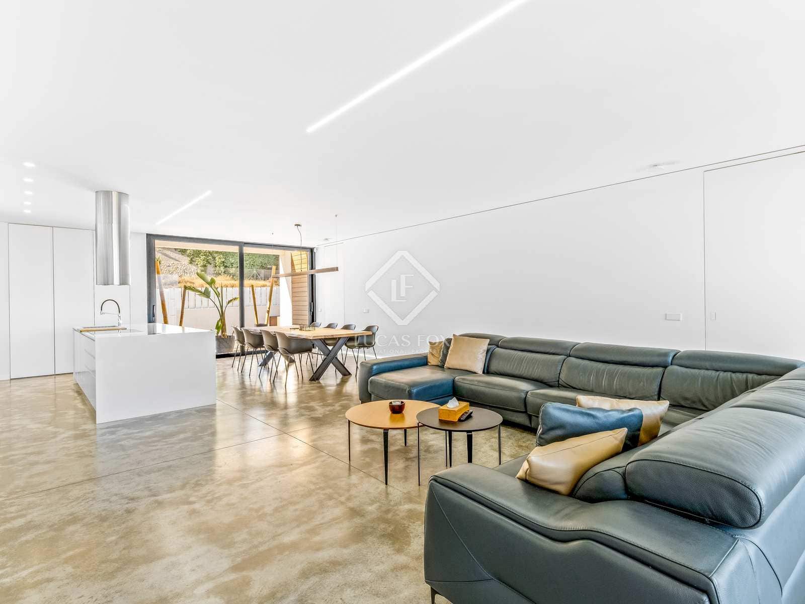 5 slaapkamer Villa te koop in Alicante stad met zwembad garage - € 2.100.000 (Ref: 7935502)