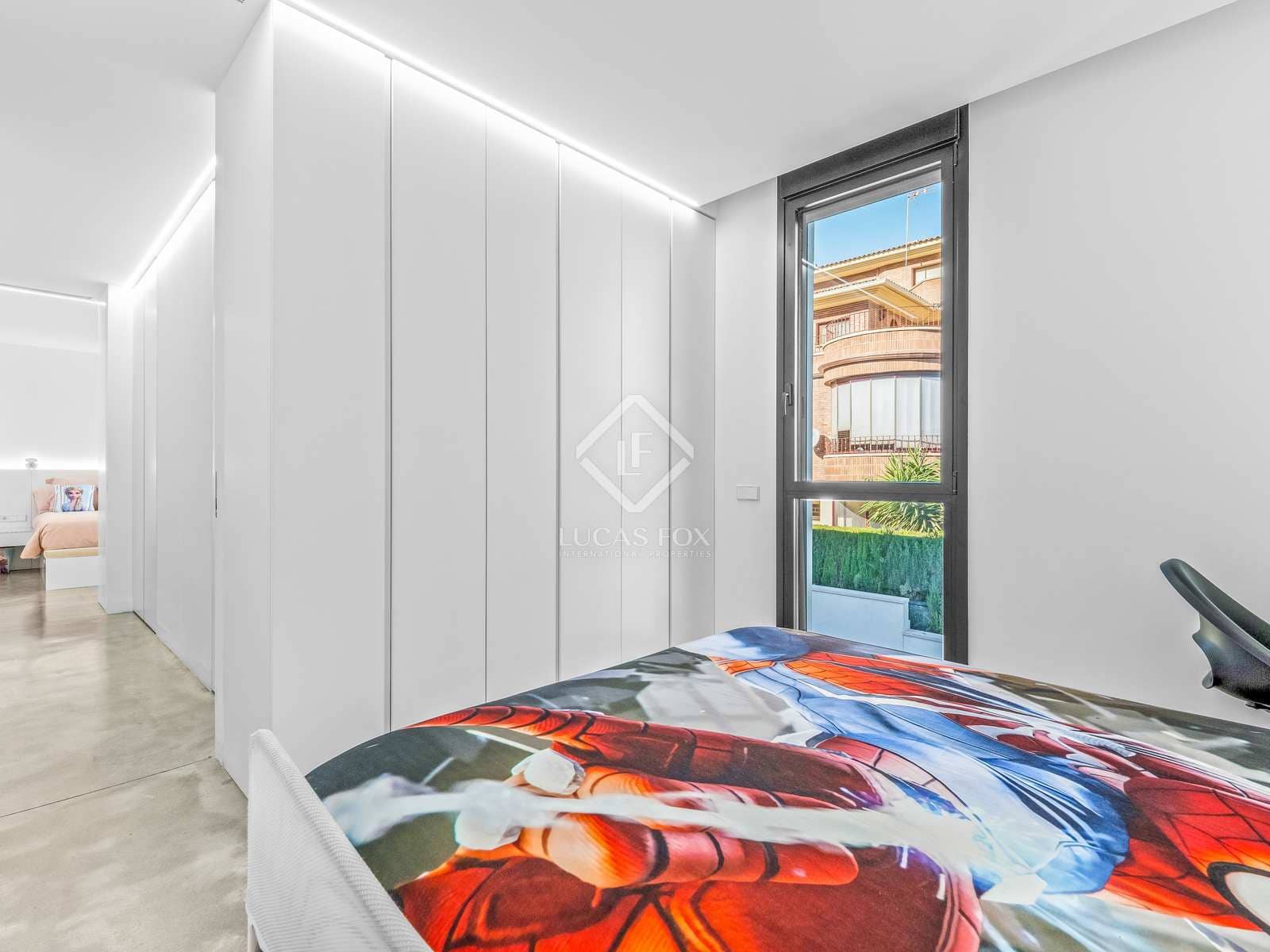 5 slaapkamer Villa te koop in Alicante stad met zwembad garage - € 2.100.000 (Ref: 7935502)