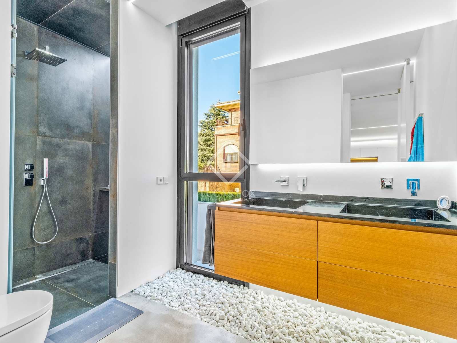 5 slaapkamer Villa te koop in Alicante stad met zwembad garage - € 2.100.000 (Ref: 7935502)