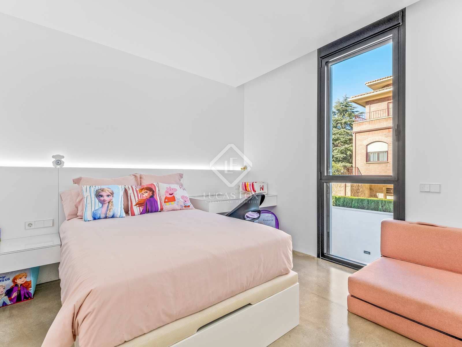 5 slaapkamer Villa te koop in Alicante stad met zwembad garage - € 2.100.000 (Ref: 7935502)