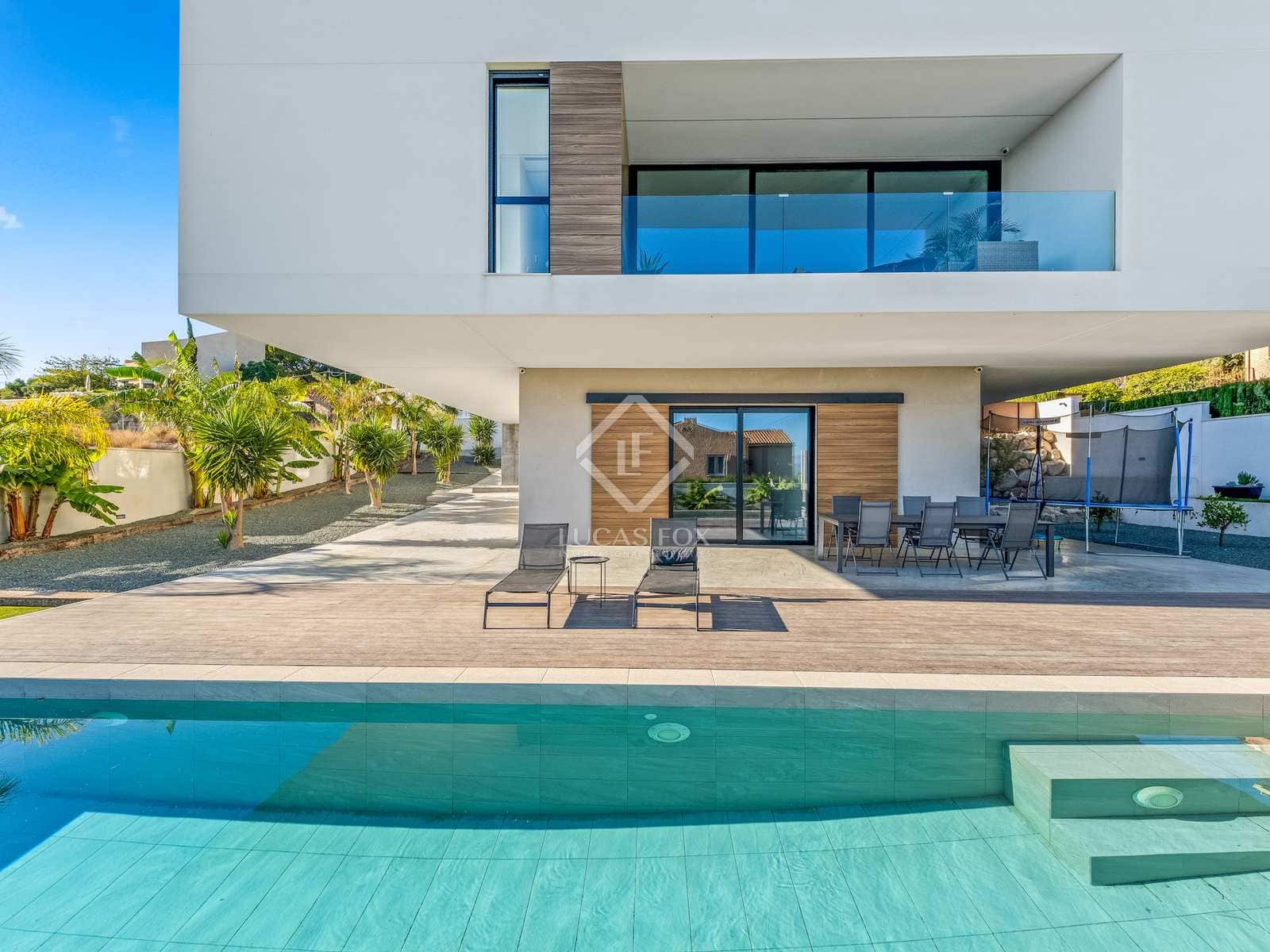 5 slaapkamer Villa te koop in Alicante stad met zwembad garage - € 2.100.000 (Ref: 7935502)