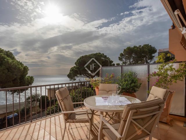 2 bedroom Villa for sale in Llafranc, Palafrugell with garage - € 875,000 (Ref: 7950272)