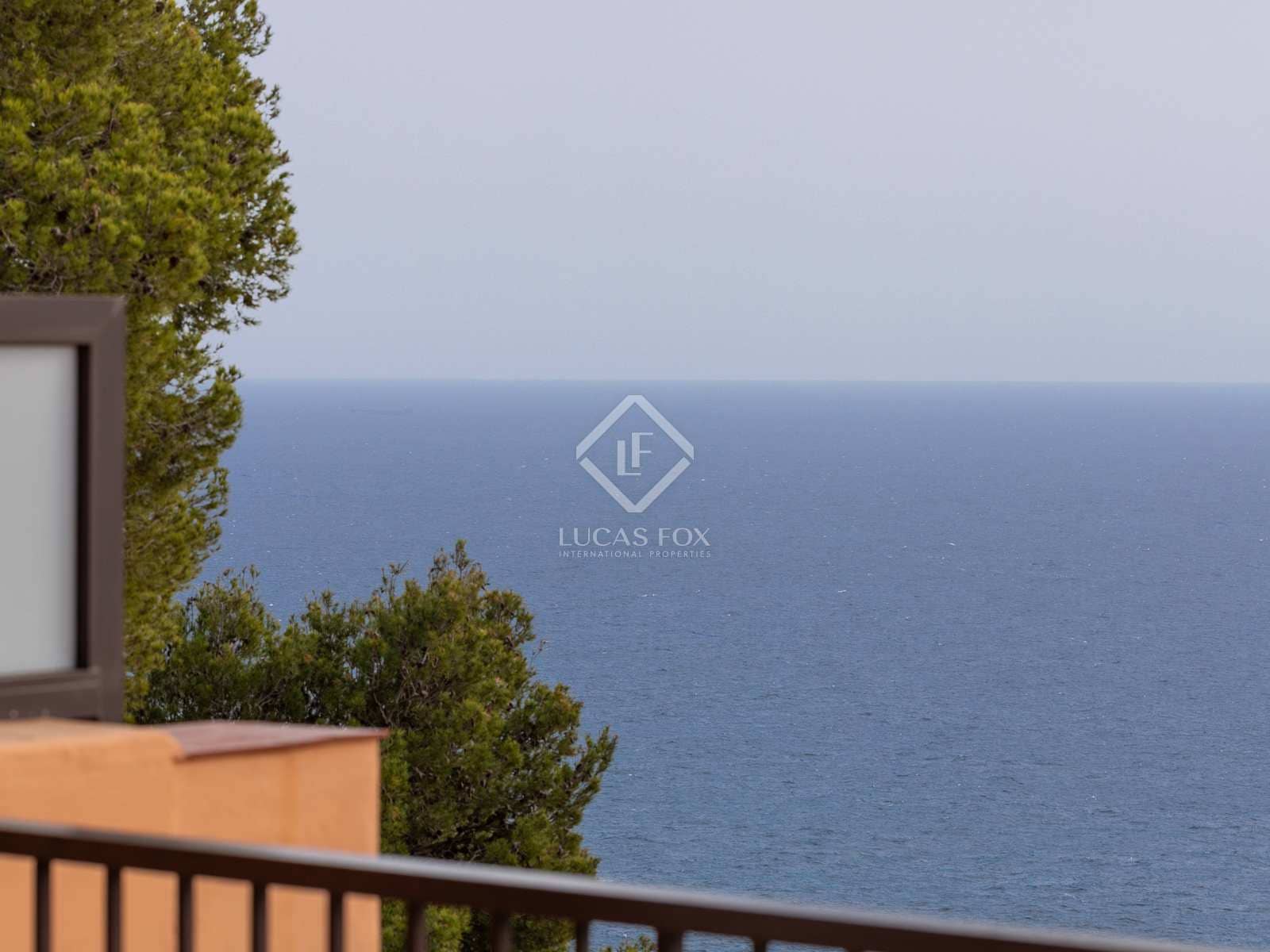 2 bedroom Villa for sale in Llafranc with garage - € 875,000 (Ref: 7950272)