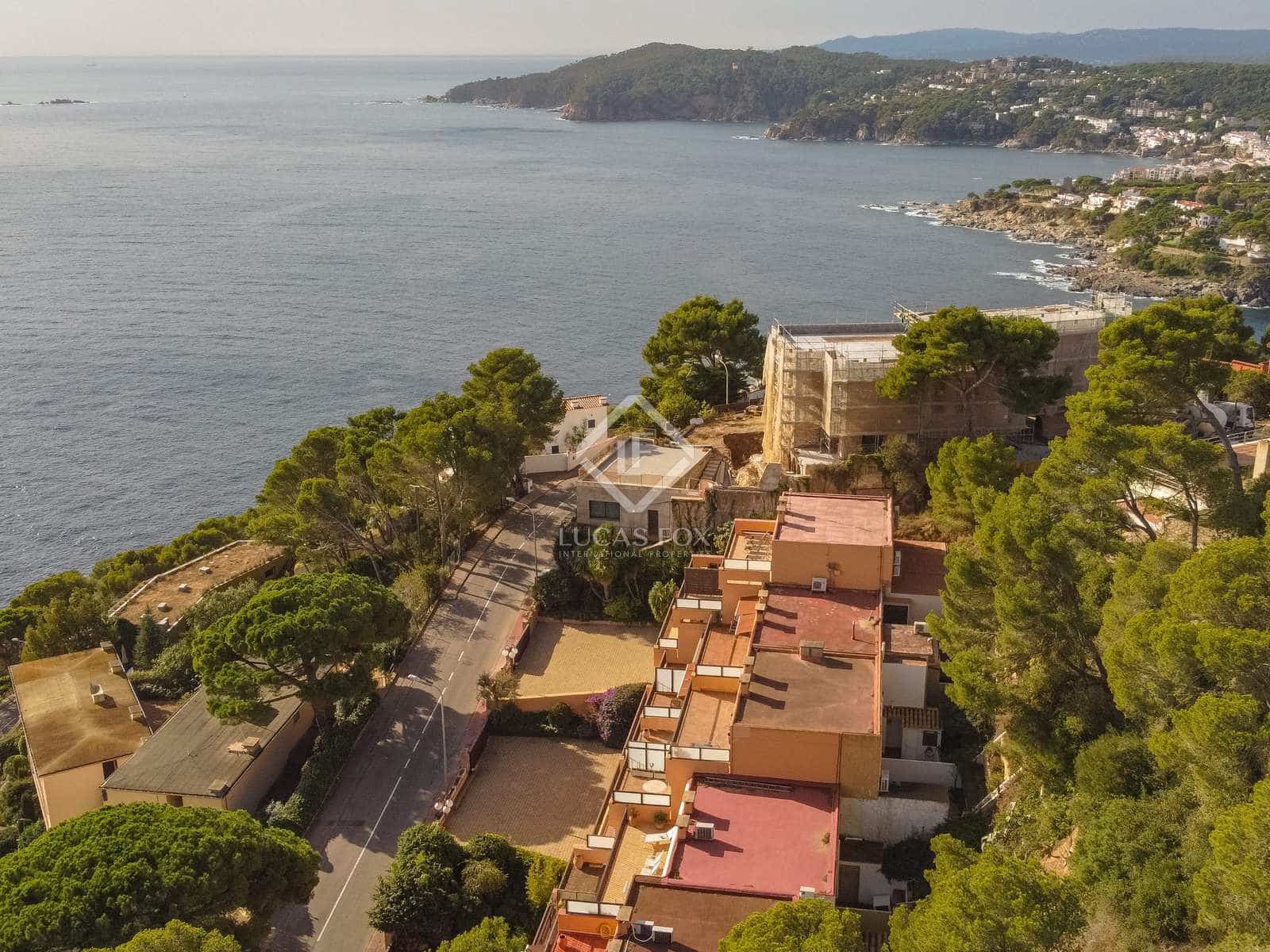 2 bedroom Villa for sale in Llafranc with garage - € 875,000 (Ref: 7950272)