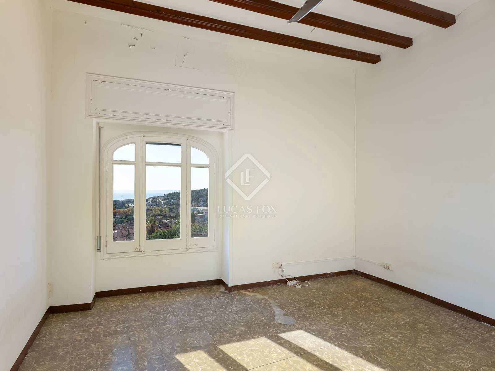 10 bedroom Villa for sale in Cabrils with garage - € 1,250,000 (Ref: 7950277)