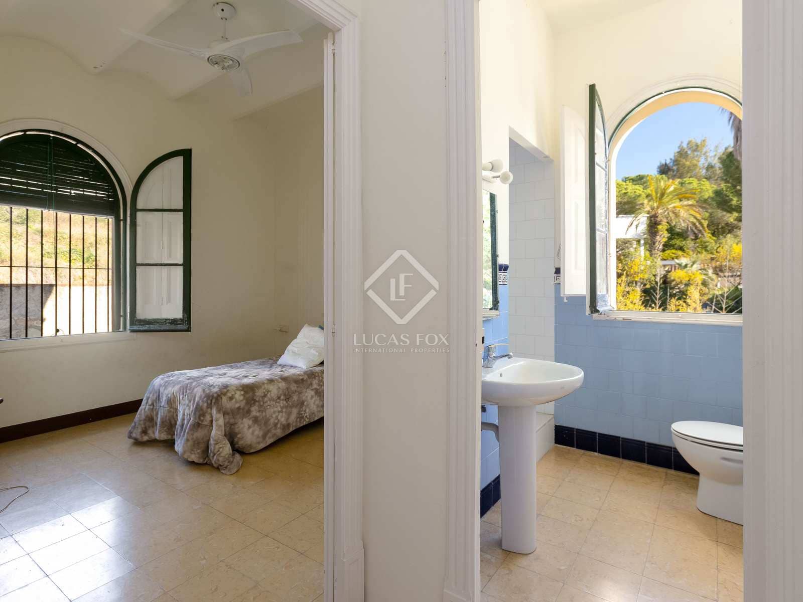 10 bedroom Villa for sale in Cabrils with garage - € 1,250,000 (Ref: 7950277)