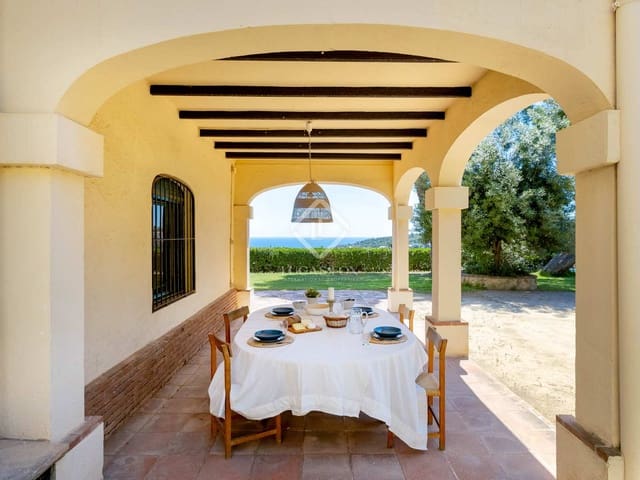 10 bedroom Villa for sale in Cabrils with garage - € 1,250,000 (Ref: 7950277)