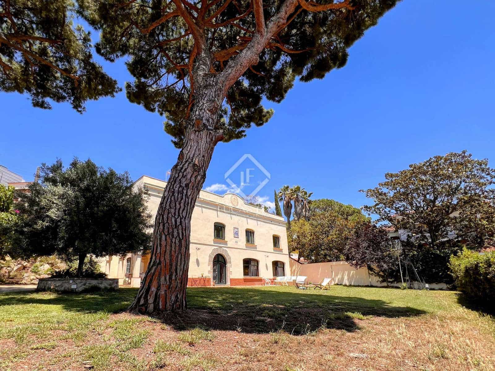 10 bedroom Villa for sale in Cabrils with garage - € 1,250,000 (Ref: 7950277)