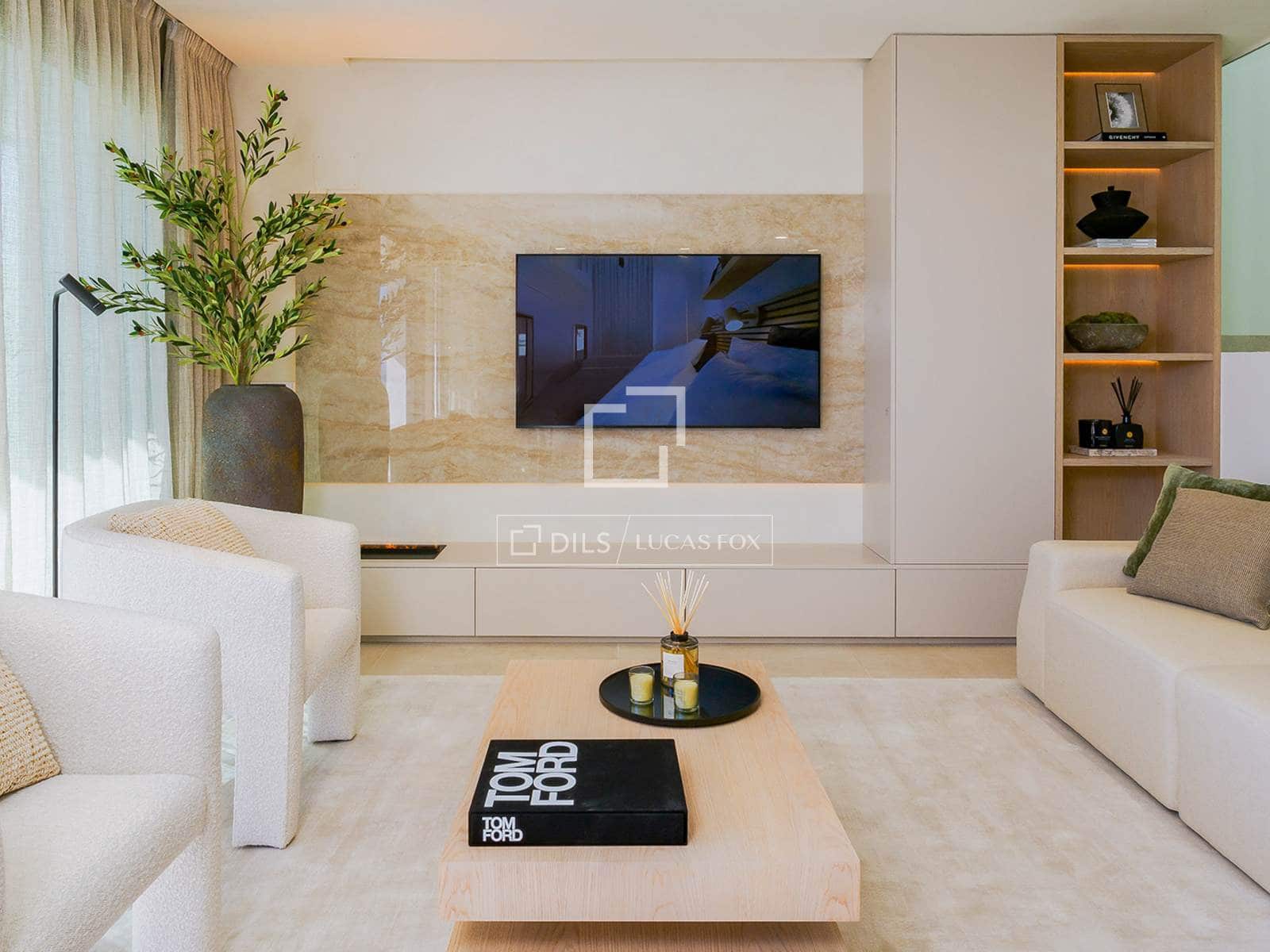 4 bedroom Villa for sale in Fuengirola with pool garage - € 1,300,000 (Ref: 7953407)