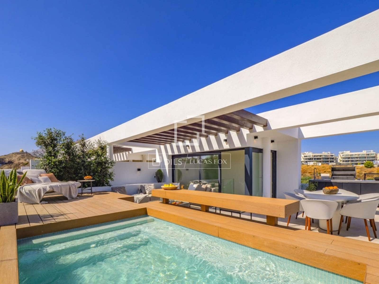 4 bedroom Villa for sale in Fuengirola with pool garage - € 1,300,000 (Ref: 7953407)