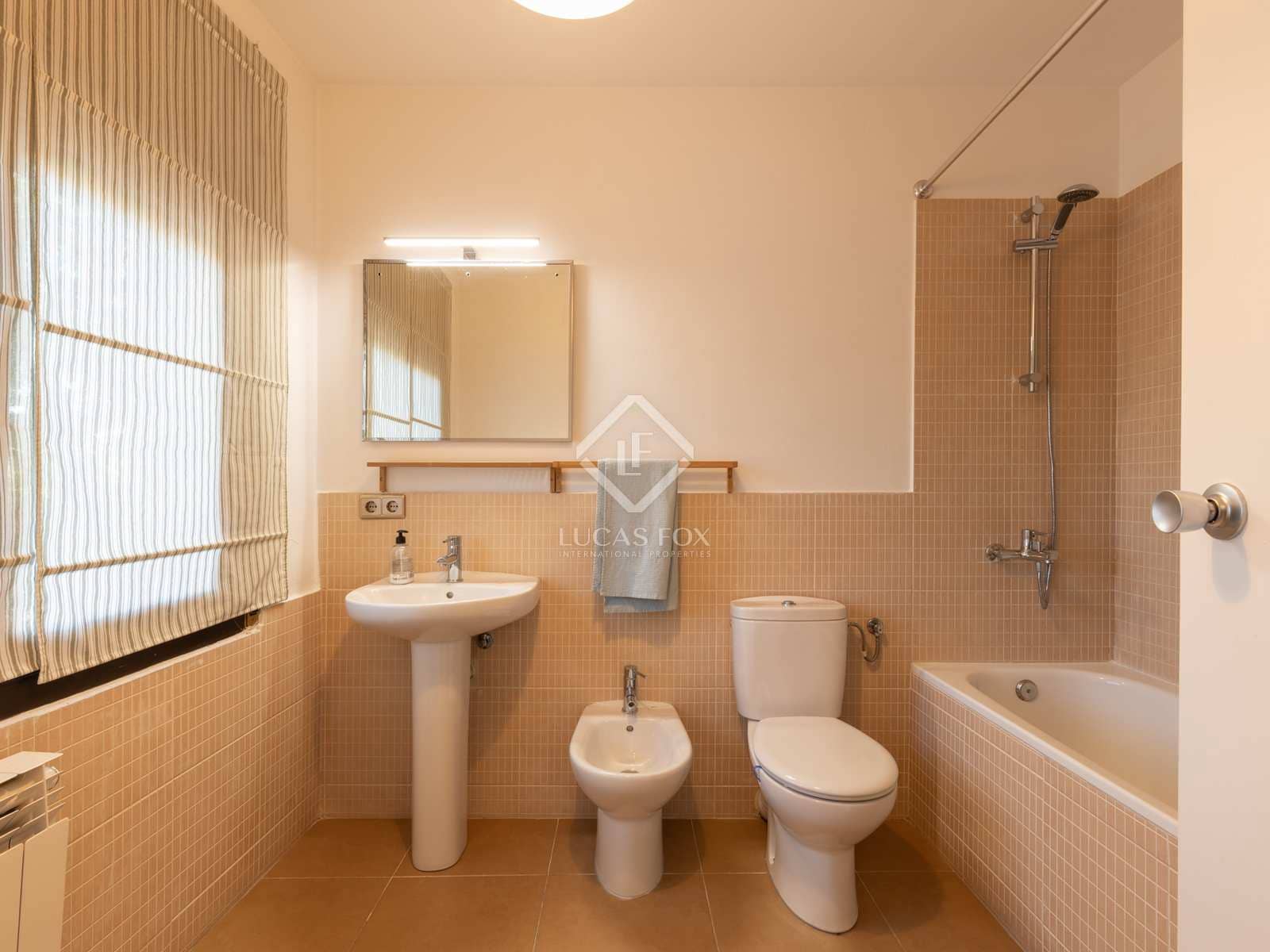 4 slaapkamer Villa te huur in Sant Cugat del Valles met garage - € 3.500 (Ref: 7953413)