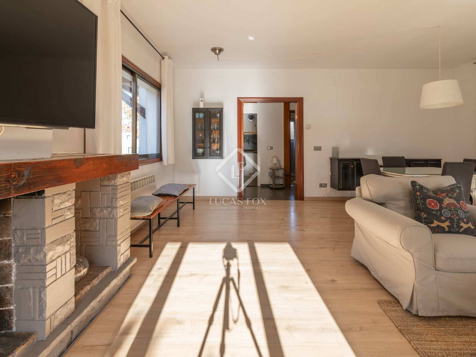 4 slaapkamer Villa te huur in Sant Cugat del Valles met garage - € 3.500 (Ref: 7953413)