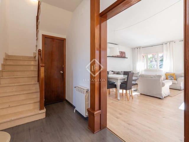 4 bedroom Villa for rent in Sant Cugat del Vallès with garage - € 3,500 (Ref: 7953413)