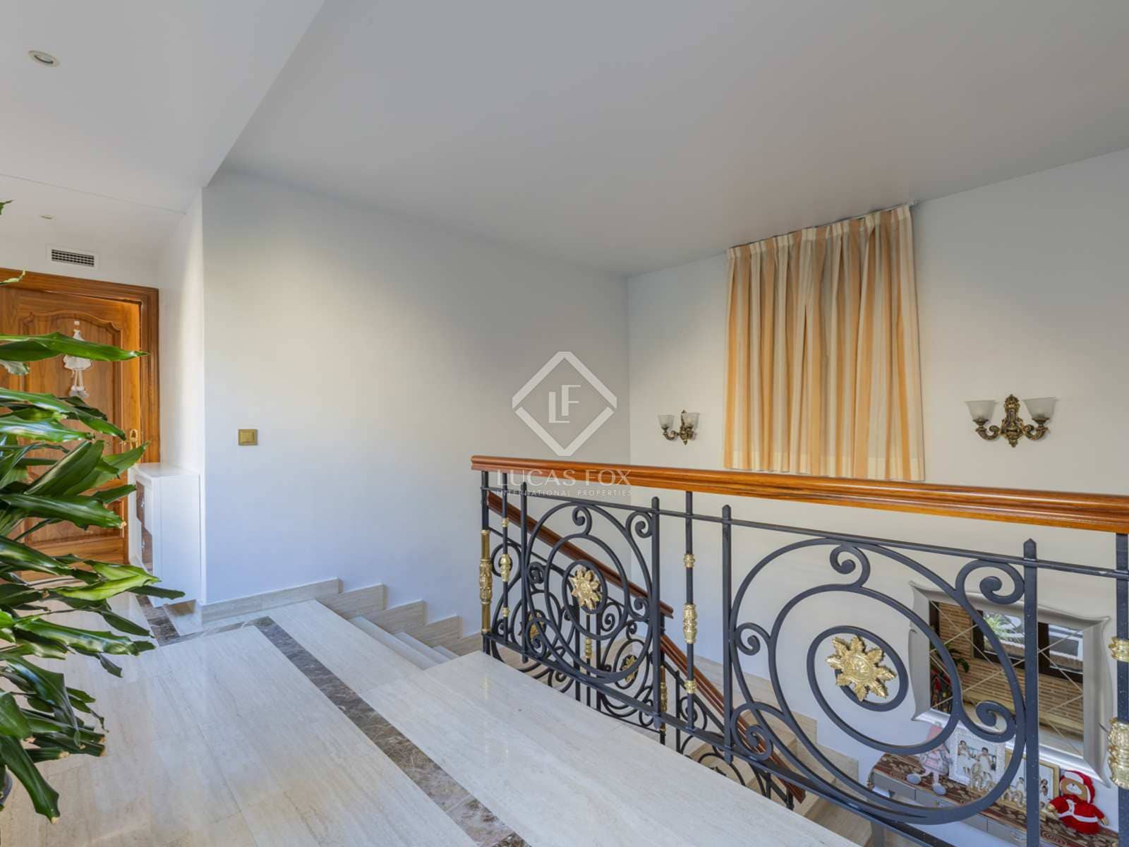 5 soveværelse Villa til salg i Pozuelo de Alarcon med swimmingpool - € 3.950.000 (Ref: 7957074)