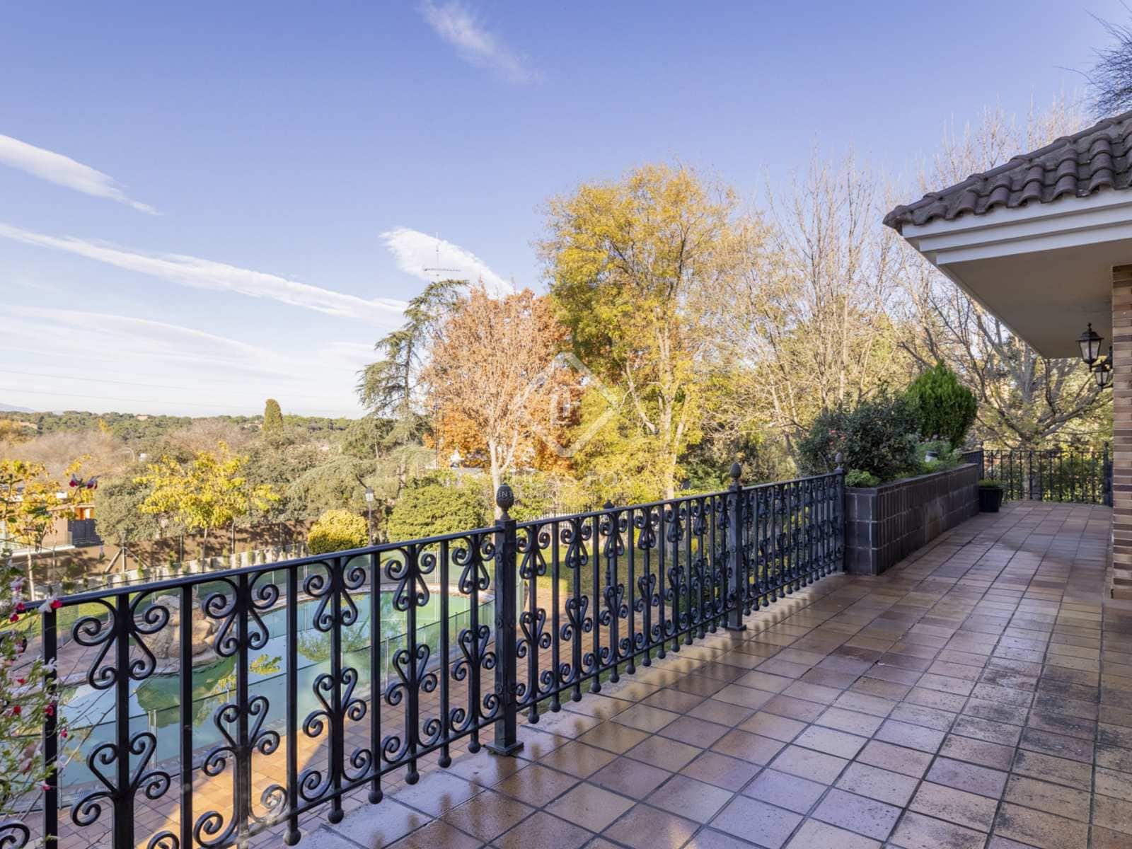 5 soveværelse Villa til salg i Pozuelo de Alarcon med swimmingpool - € 3.950.000 (Ref: 7957074)