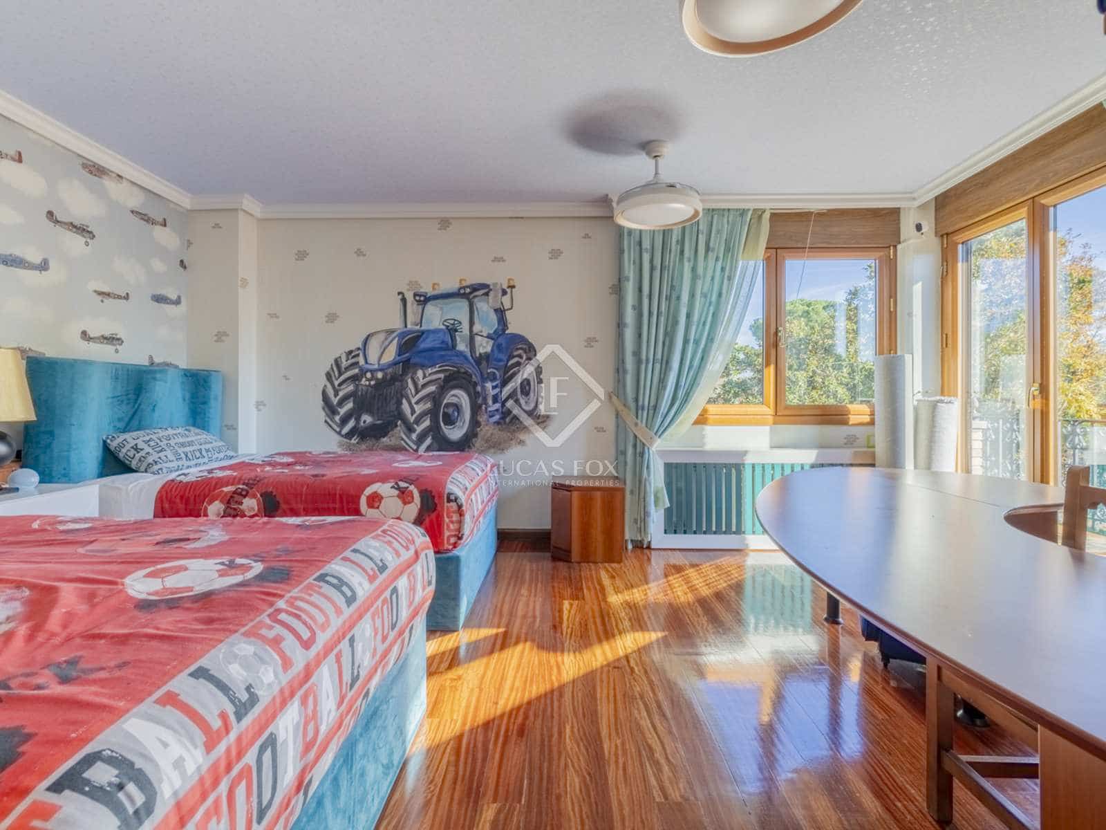 5 soveværelse Villa til salg i Pozuelo de Alarcon med swimmingpool - € 3.950.000 (Ref: 7957074)