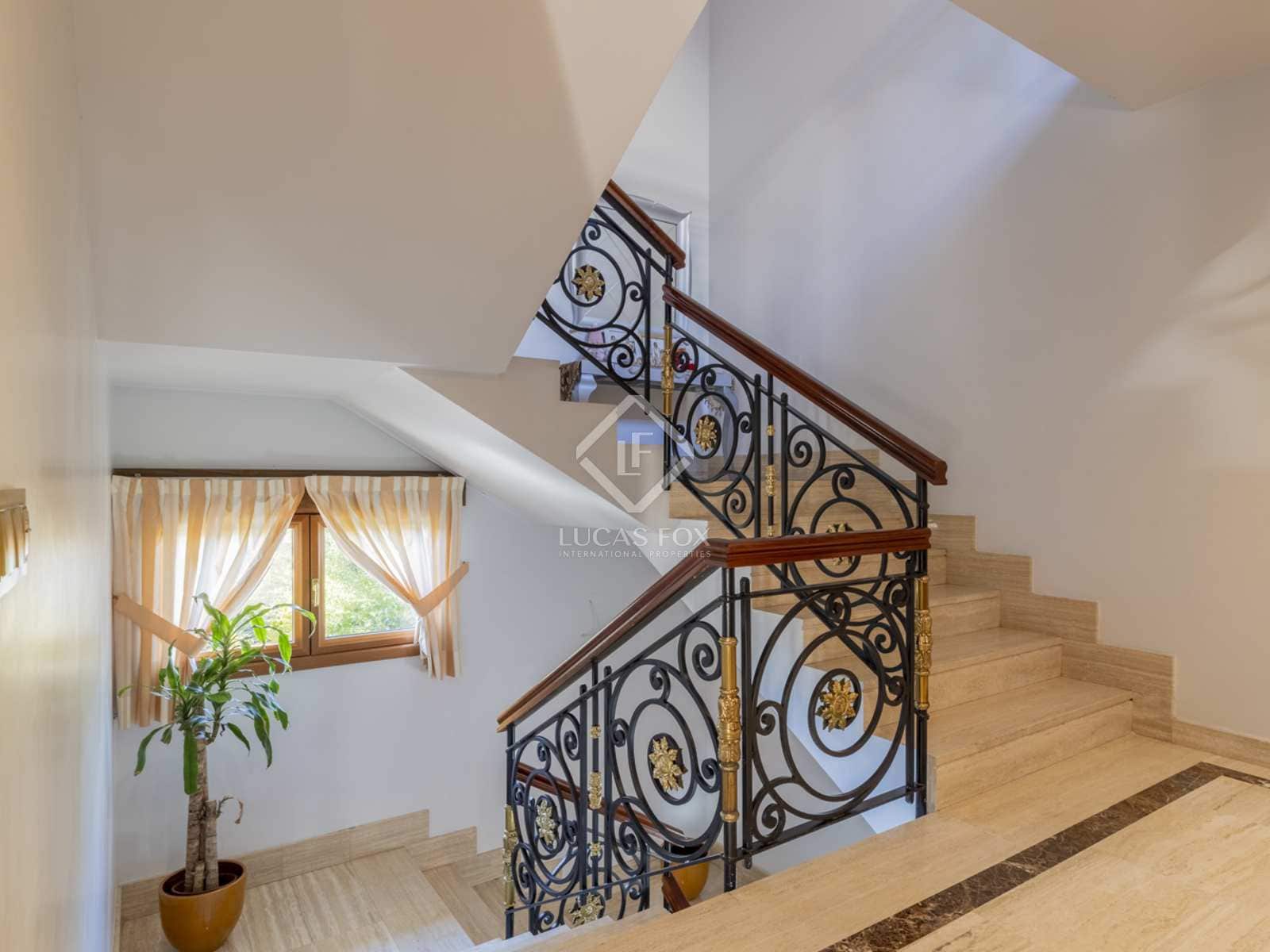 5 soveværelse Villa til salg i Pozuelo de Alarcon med swimmingpool - € 3.950.000 (Ref: 7957074)