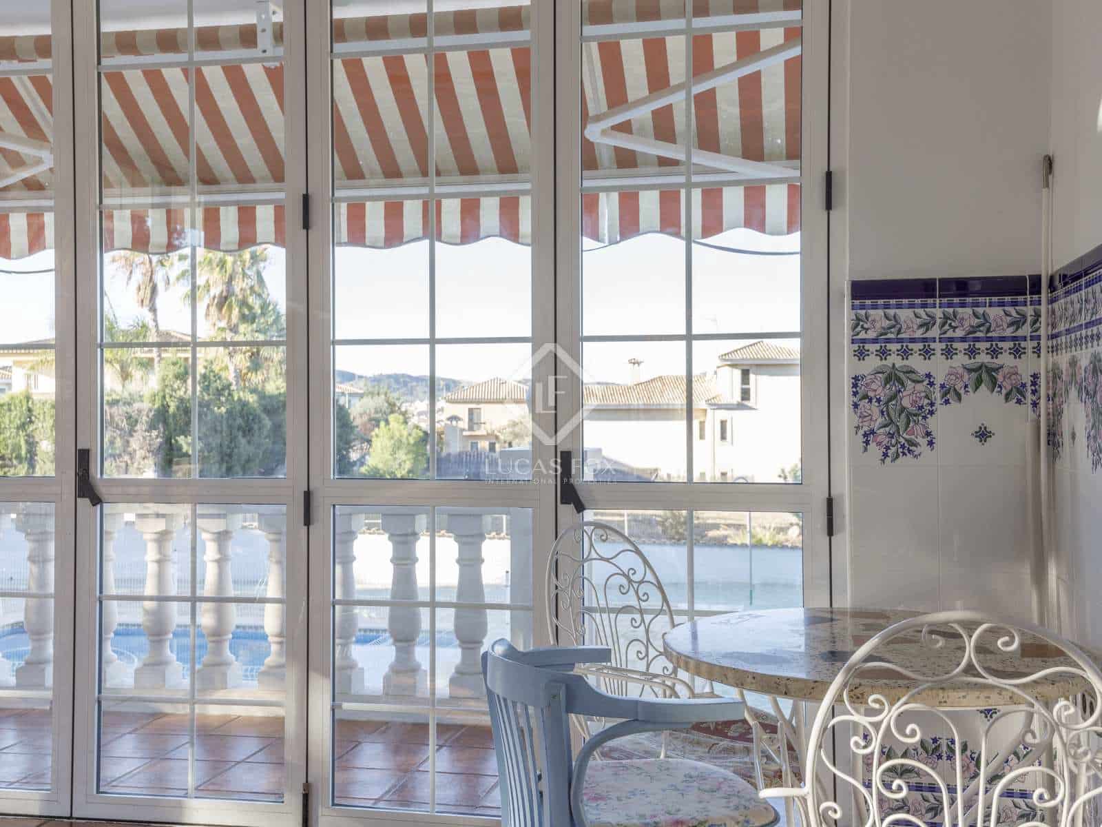 6 soveværelse Villa til salg i Riba-roja de Turia med swimmingpool garage - € 900.000 (Ref: 7957077)