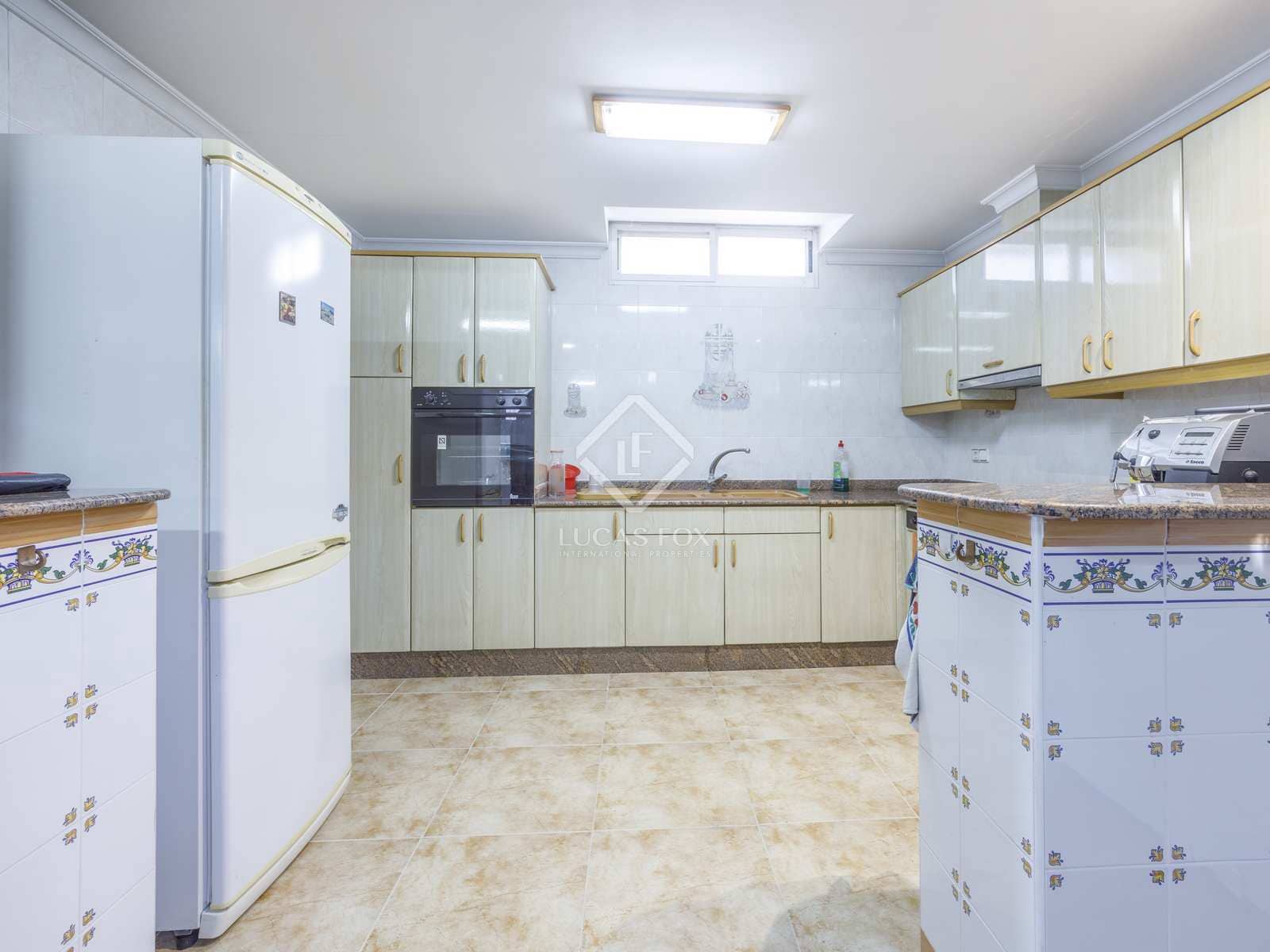 6 soveværelse Villa til salg i Riba-roja de Turia med swimmingpool garage - € 900.000 (Ref: 7957077)