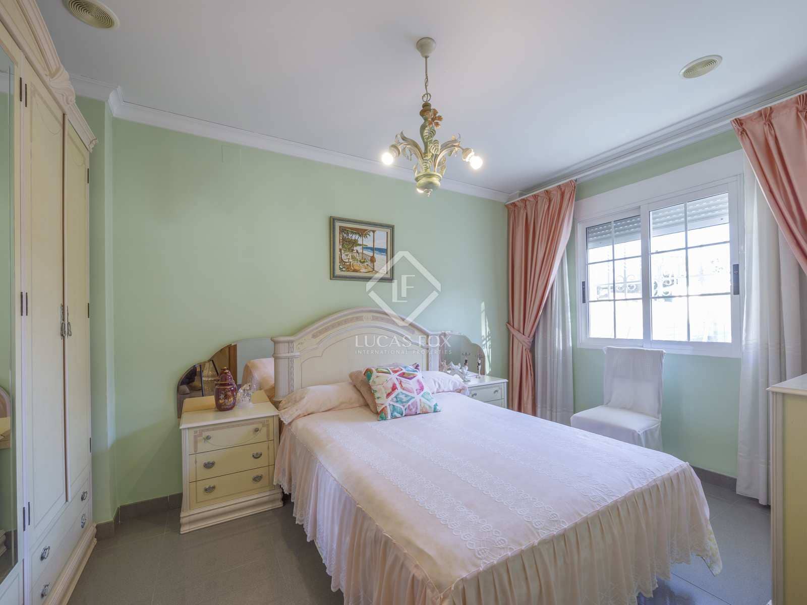 6 soveværelse Villa til salg i Riba-roja de Turia med swimmingpool garage - € 900.000 (Ref: 7957077)