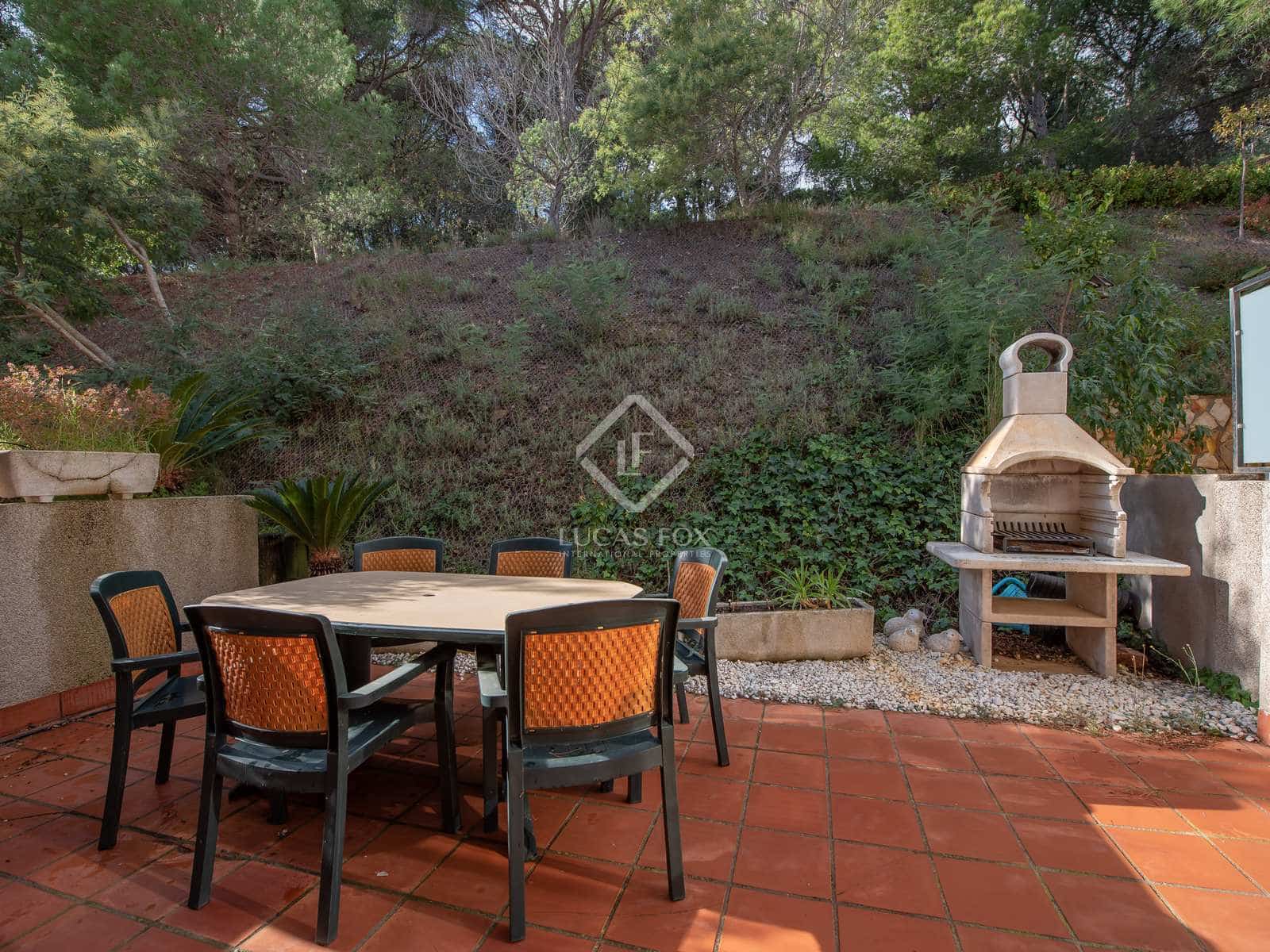 3 bedroom Villa for sale in Sant Feliu de Guixols with pool garage - € 625,000 (Ref: 7976008)