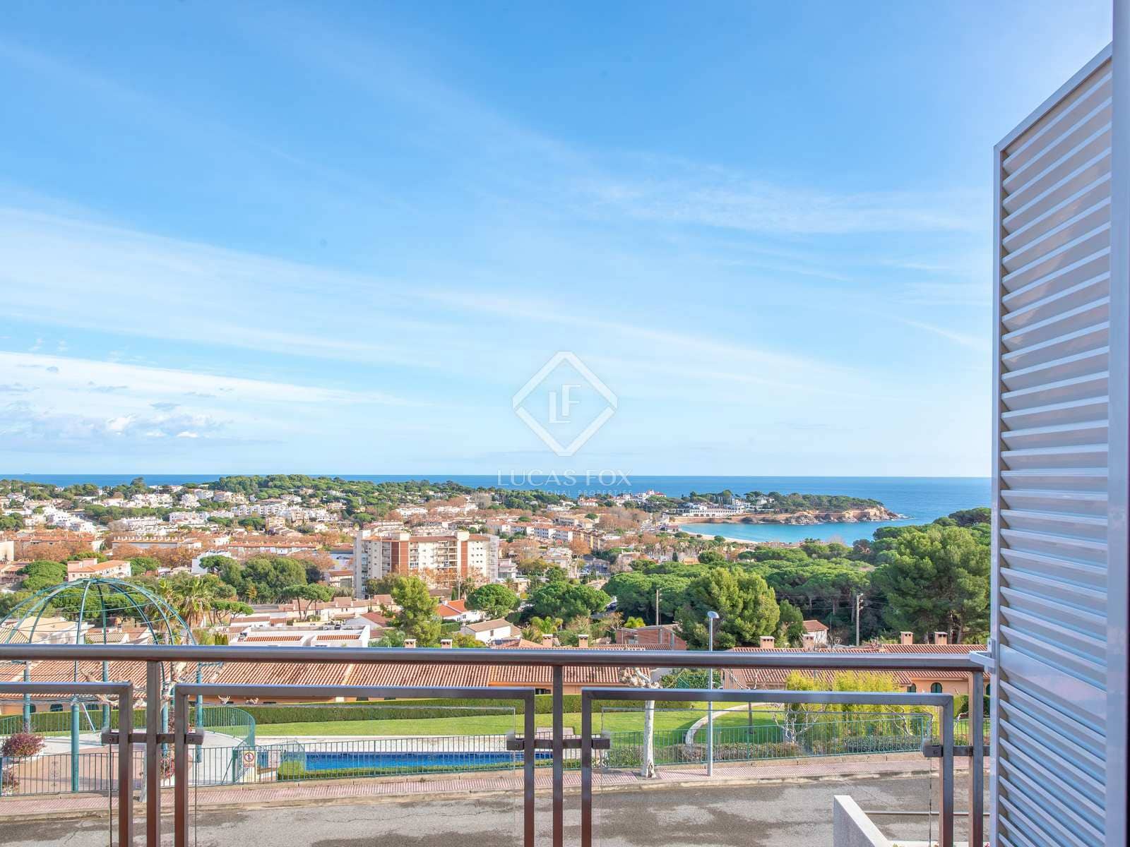 3 bedroom Villa for sale in Sant Feliu de Guixols with pool garage - € 625,000 (Ref: 7976008)