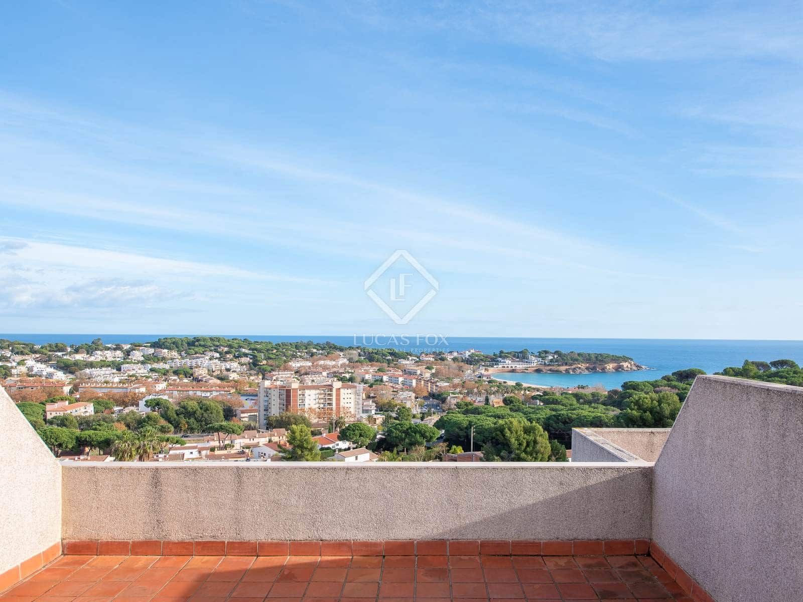 3 bedroom Villa for sale in Sant Feliu de Guixols with pool garage - € 625,000 (Ref: 7976008)