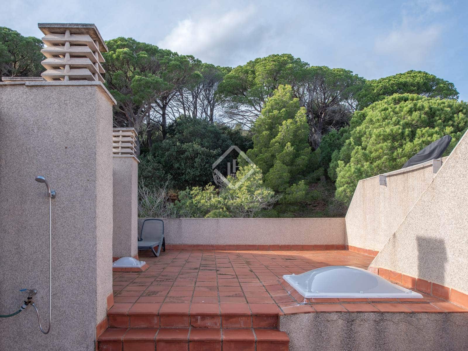 3 bedroom Villa for sale in Sant Feliu de Guixols with pool garage - € 625,000 (Ref: 7976008)