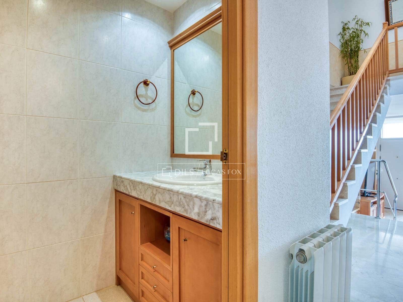 3 bedroom Villa for sale in Sant Feliu de Guixols with pool garage - € 625,000 (Ref: 7976008)