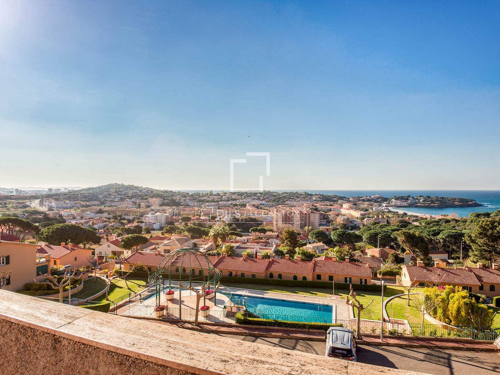 3 bedroom Villa for sale in Sant Feliu de Guixols with pool garage - € 625,000 (Ref: 7976008)