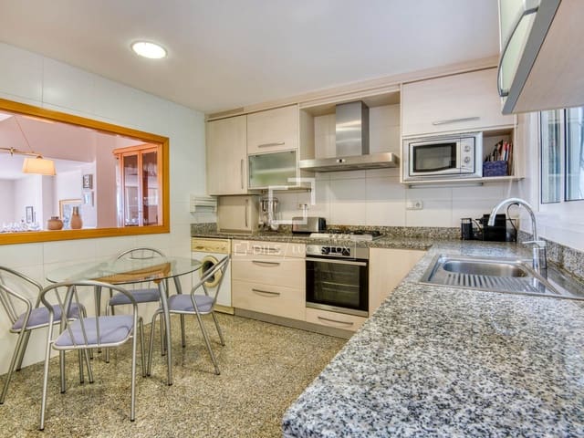 Chalet de 3 habitaciones en Sant Feliu de Guíxols en venta con piscina garaje - 625.000 € (Ref: 7976008)