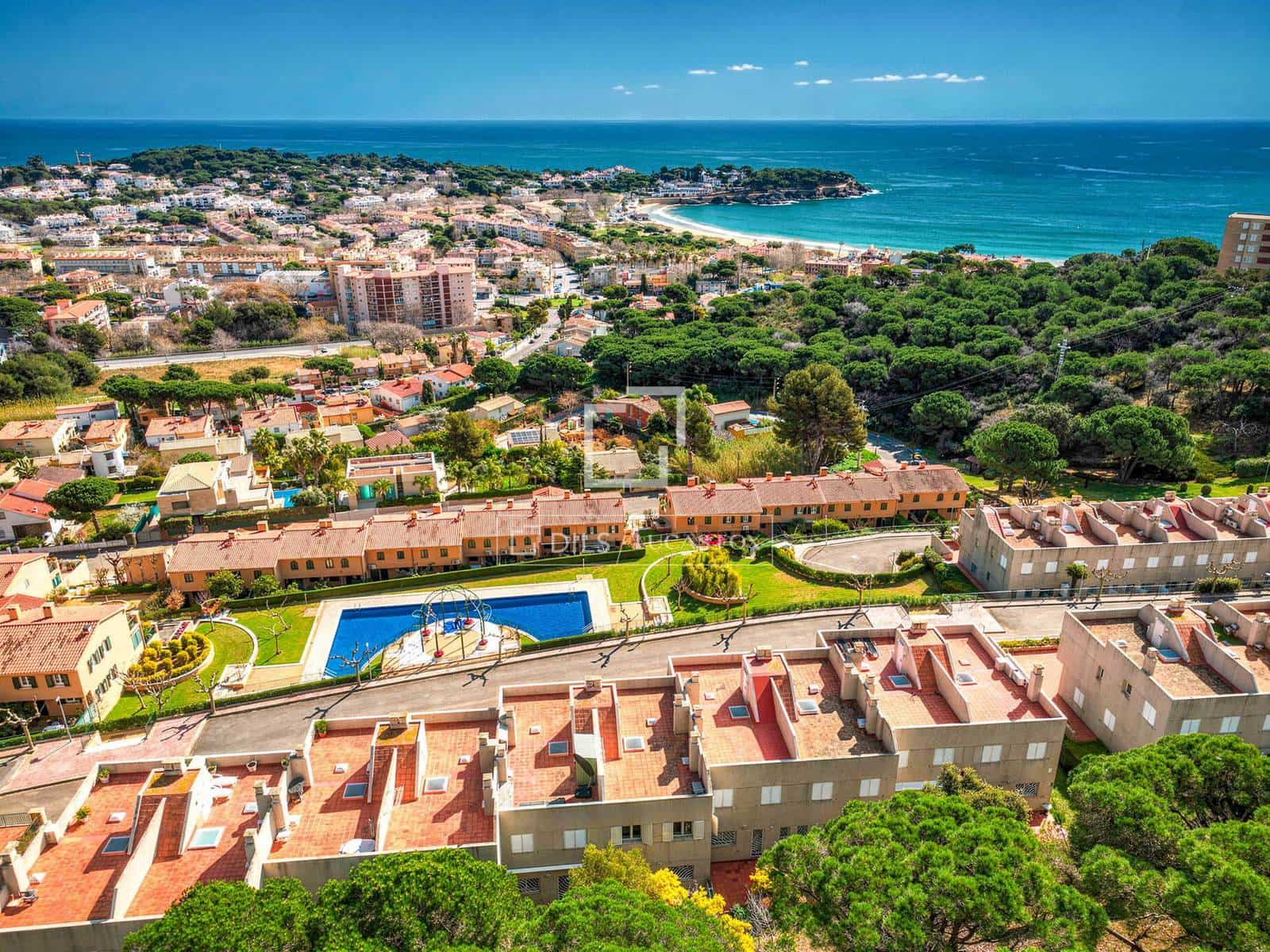 3 bedroom Villa for sale in Sant Feliu de Guixols with pool garage - € 625,000 (Ref: 7976008)