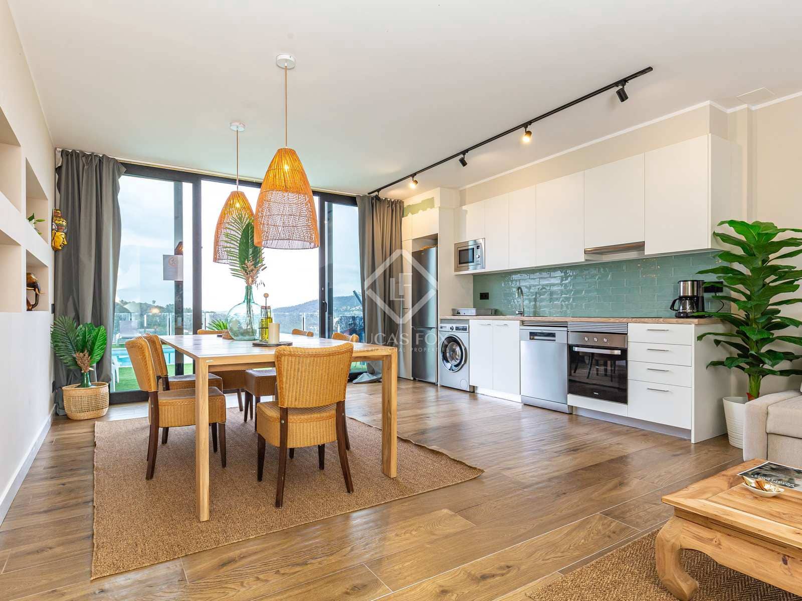 6 soveværelse Villa til salg i Torrelles de Llobregat med swimmingpool garage - € 1.490.000 (Ref: 7976013)