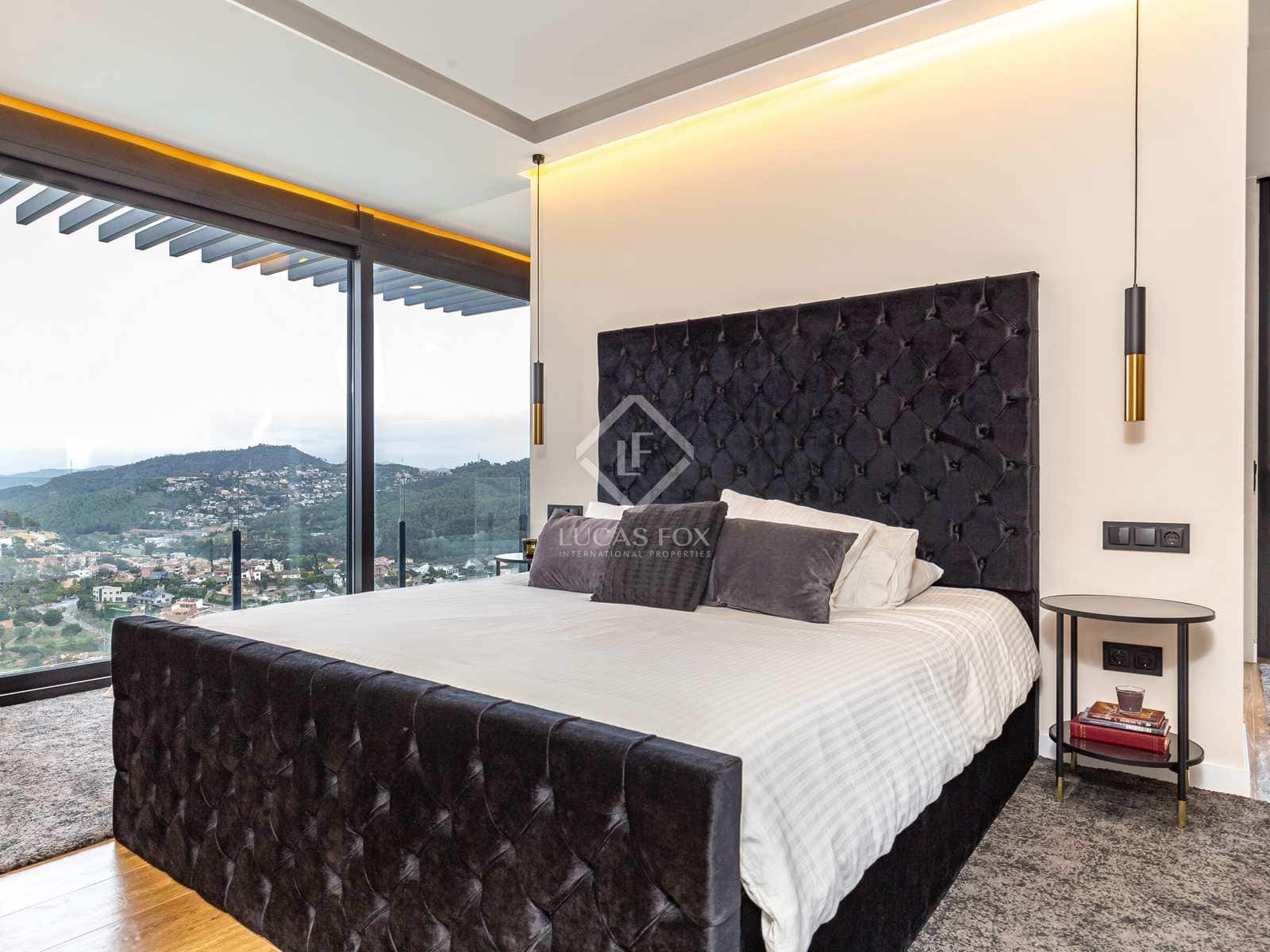 6 soveværelse Villa til salg i Torrelles de Llobregat med swimmingpool garage - € 1.490.000 (Ref: 7976013)