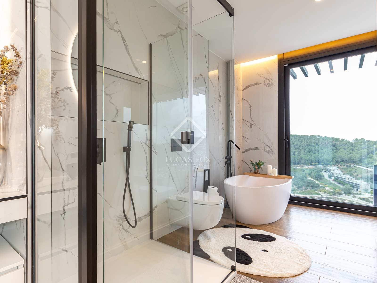 6 soveværelse Villa til salg i Torrelles de Llobregat med swimmingpool garage - € 1.490.000 (Ref: 7976013)