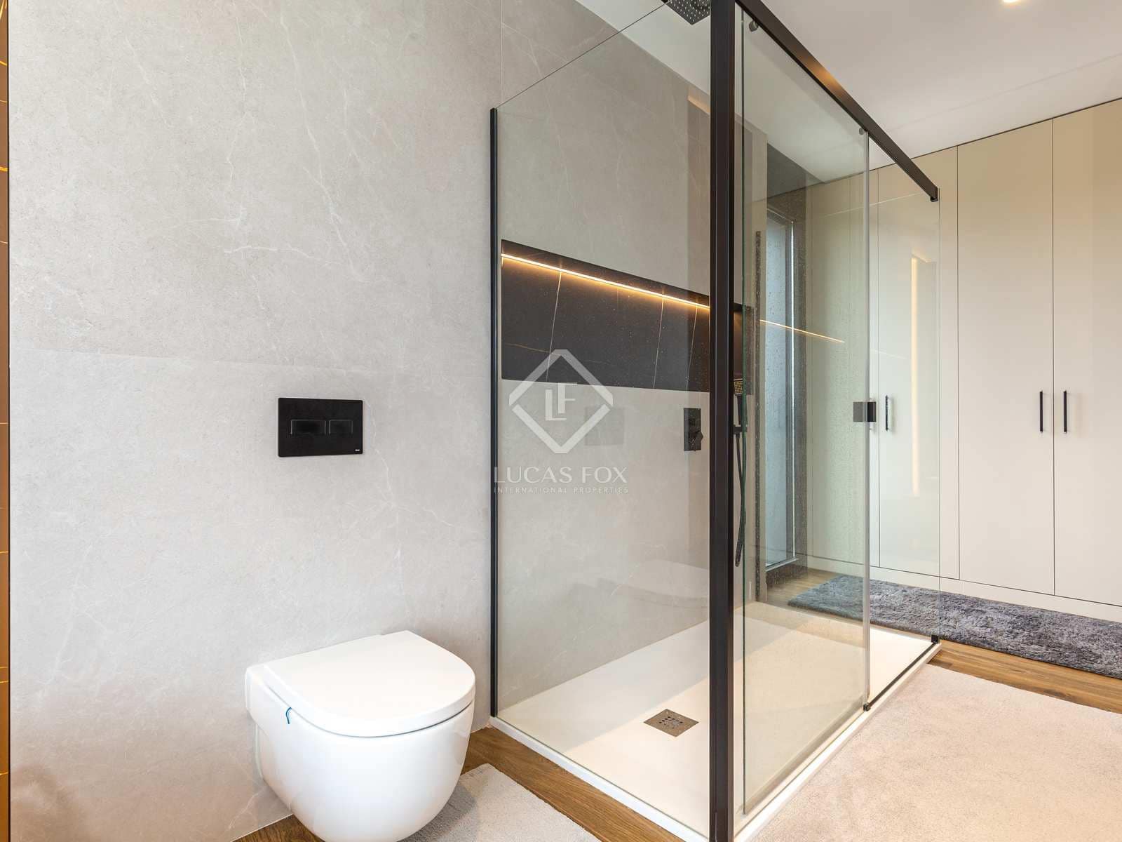 6 soveværelse Villa til salg i Torrelles de Llobregat med swimmingpool garage - € 1.490.000 (Ref: 7976013)