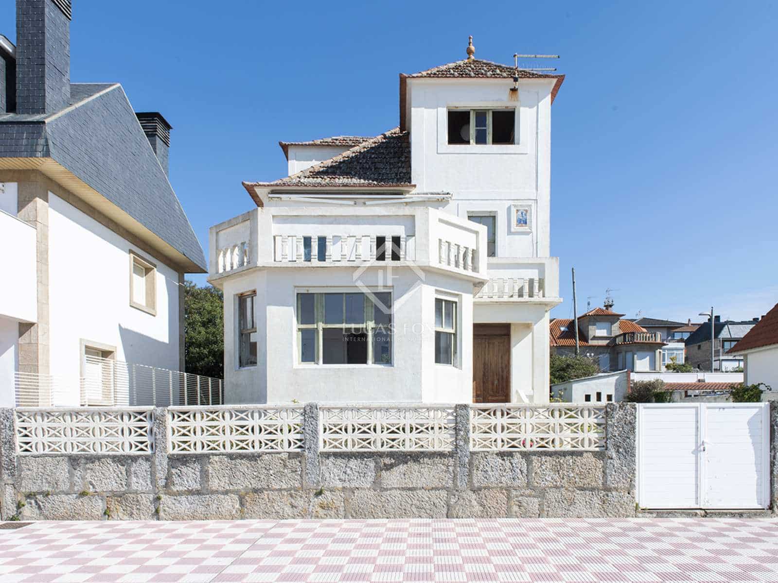 6 soveværelse Villa til salg i Nigran - € 1.800.000 (Ref: 7977760)