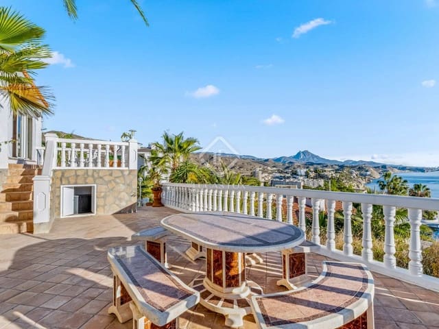 5 soveværelse Villa til salg i El Campello med swimmingpool garage - € 2.000.000 (Ref: 7977765)