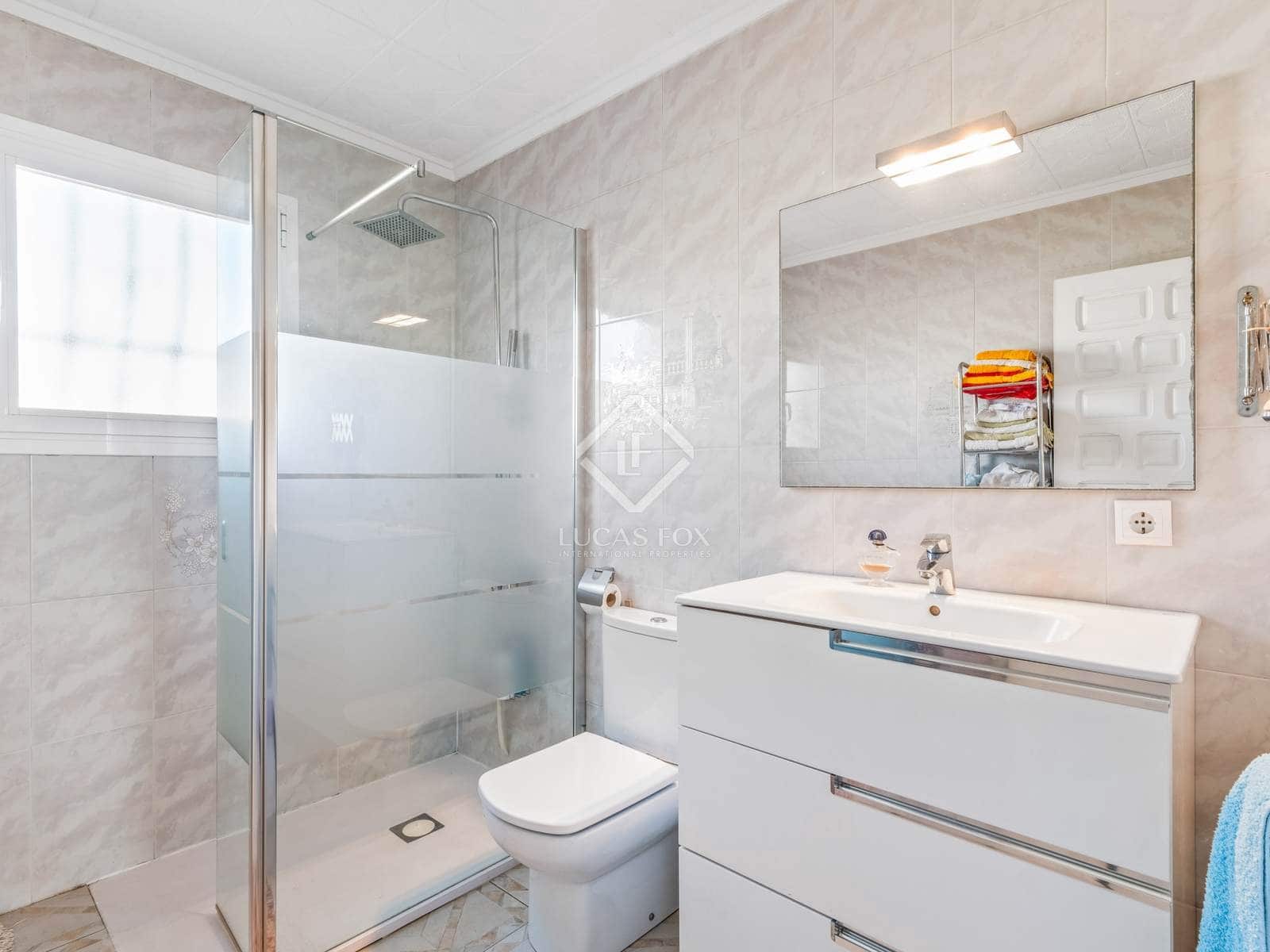 5 sypialnia Willa na sprzedaż w El Campello z basenem garażem - 2 000 000 € (Ref: 7977765)