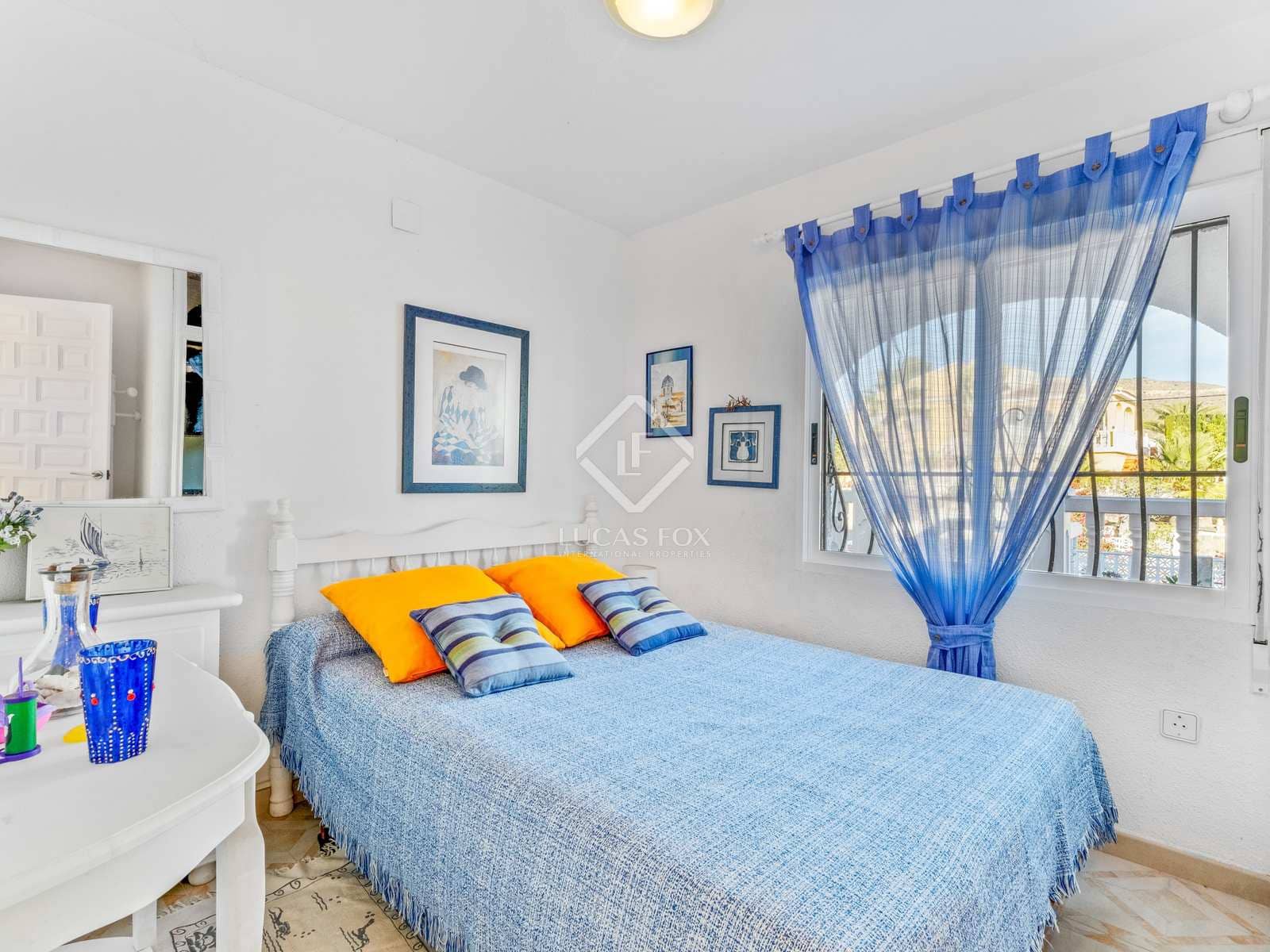 5 sypialnia Willa na sprzedaż w El Campello z basenem garażem - 2 000 000 € (Ref: 7977765)