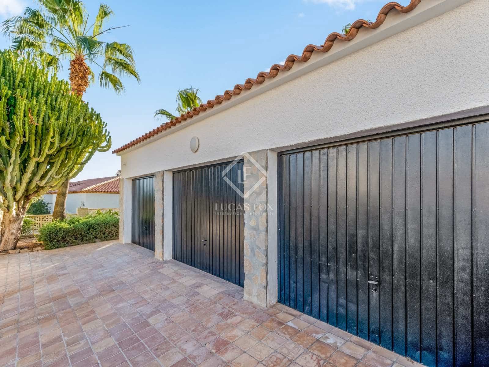 5 sypialnia Willa na sprzedaż w El Campello z basenem garażem - 2 000 000 € (Ref: 7977765)