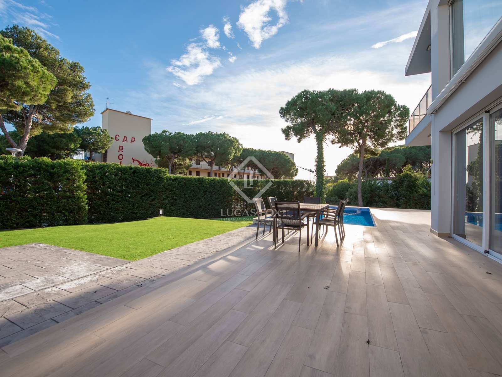 5 slaapkamer Villa te koop in Calonge i Sant Antoni met zwembad garage - € 1.500.000 (Ref: 7977773)