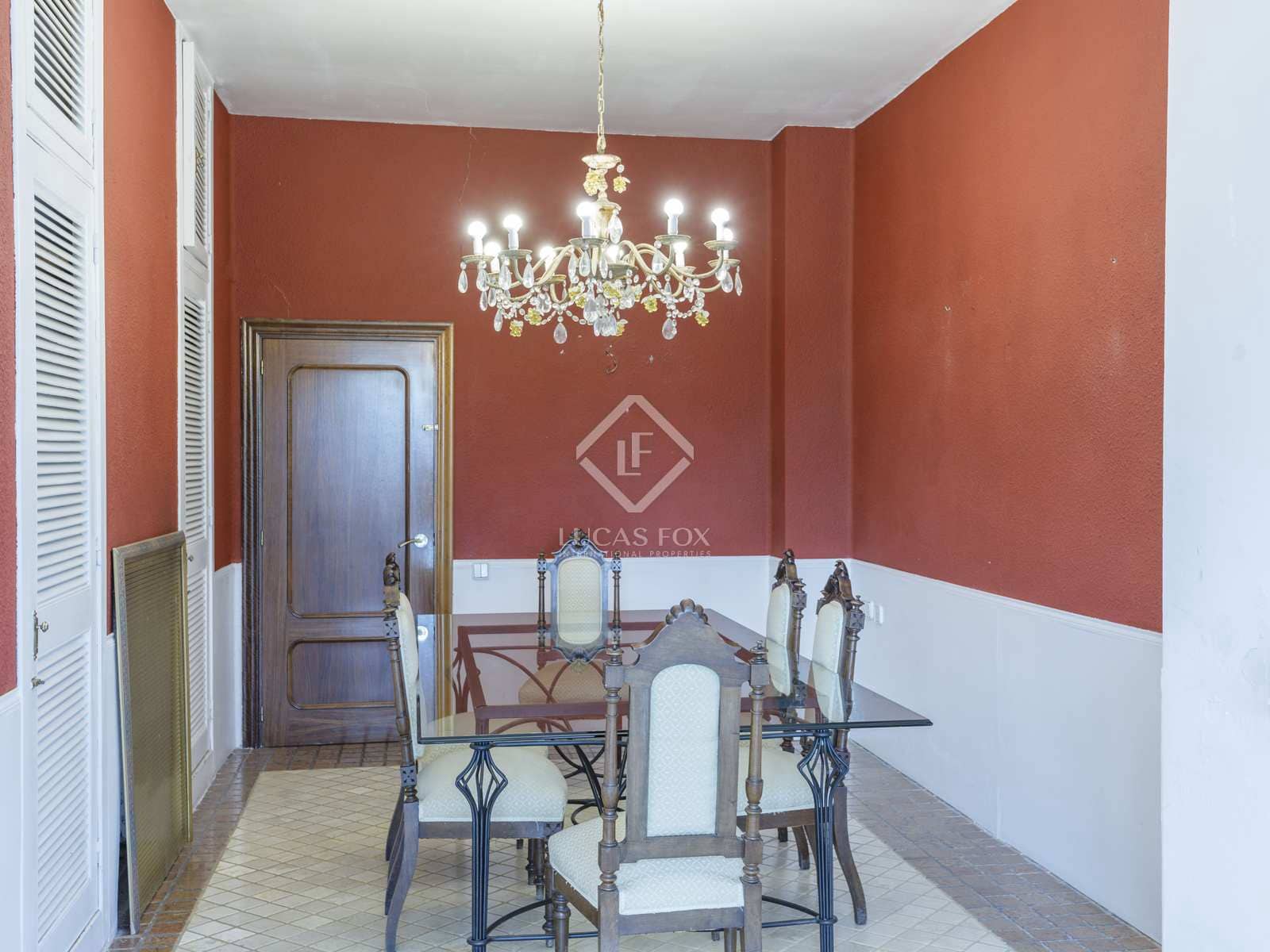 4 soveværelse Villa til salg i Paterna med swimmingpool garage - € 1.200.000 (Ref: 7977774)