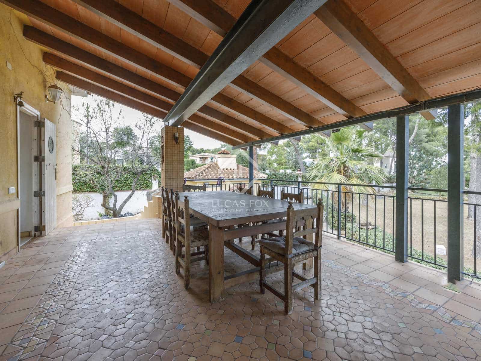 4 soveværelse Villa til salg i Paterna med swimmingpool garage - € 1.200.000 (Ref: 7977774)