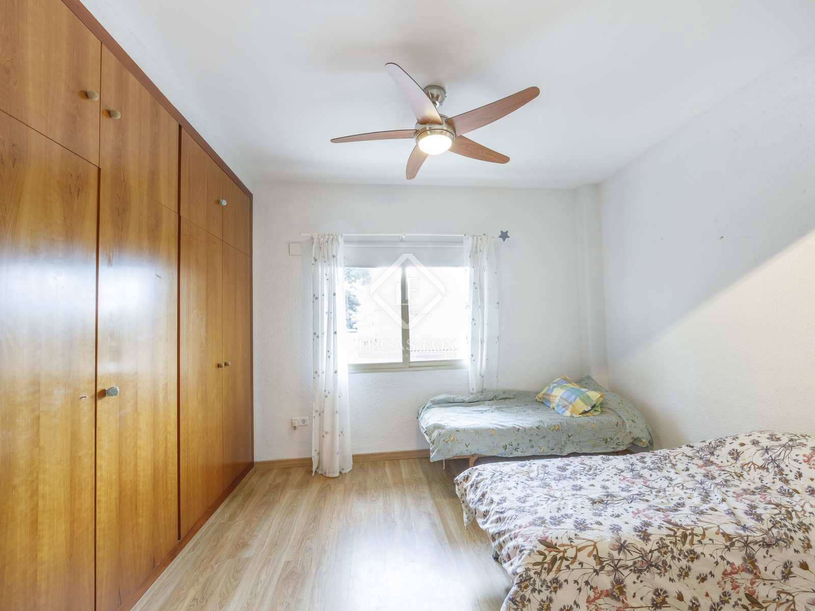 4 soveværelse Villa til salg i Paterna med swimmingpool garage - € 1.200.000 (Ref: 7977774)