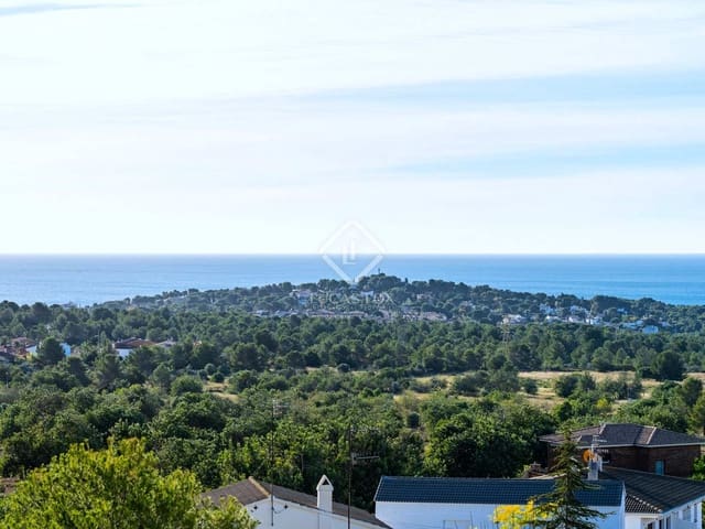 Chalet de 3 habitaciones en Roda de Barà en venta con piscina - 499.000 € (Ref: 7980284)