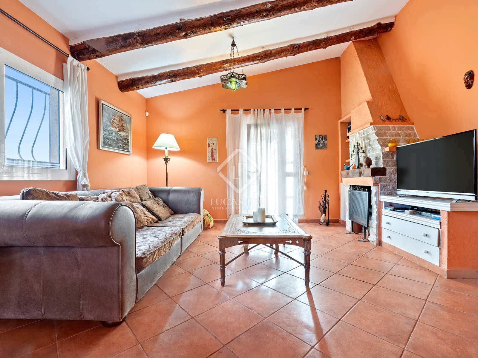 3 slaapkamer Villa te koop in Roda de Bara met zwembad - € 499.000 (Ref: 7980284)