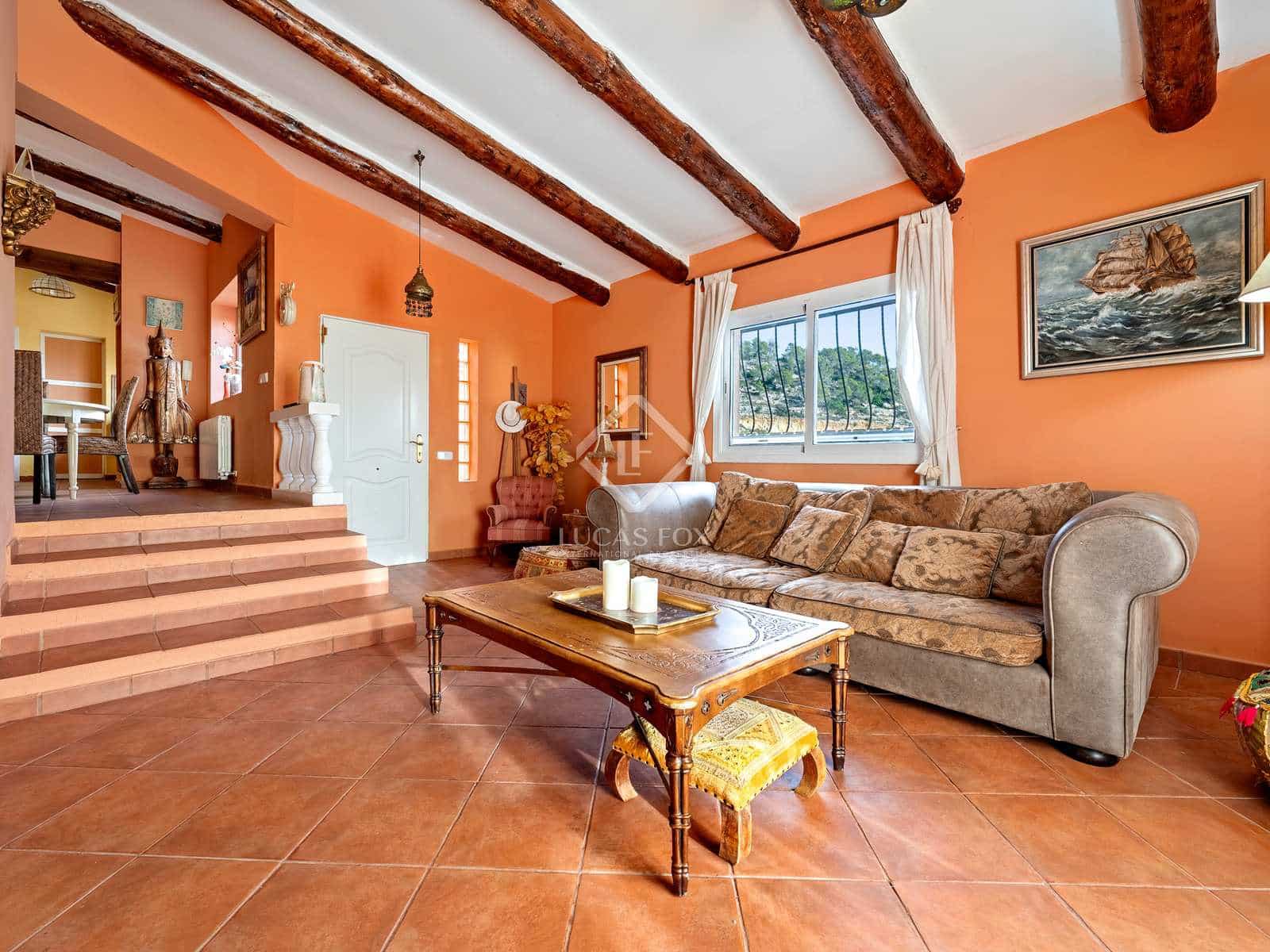 3 slaapkamer Villa te koop in Roda de Bara met zwembad - € 499.000 (Ref: 7980284)